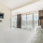 Relax Ξενοδοχείο 3*