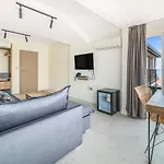 Ξενοδοχείο Relax 3*